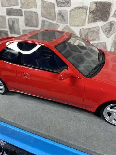 LS Collectibles 1:18 Scale Model Car LS038A - 1997 Honda Prelude - Red - Picture 11 of 13