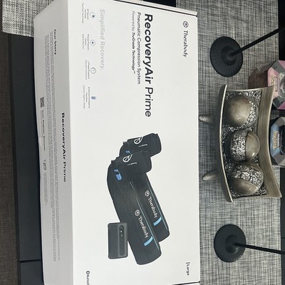 Therabody RecoveryAir Prime Leg Massage Boots Air Compression Bluetooth Battery