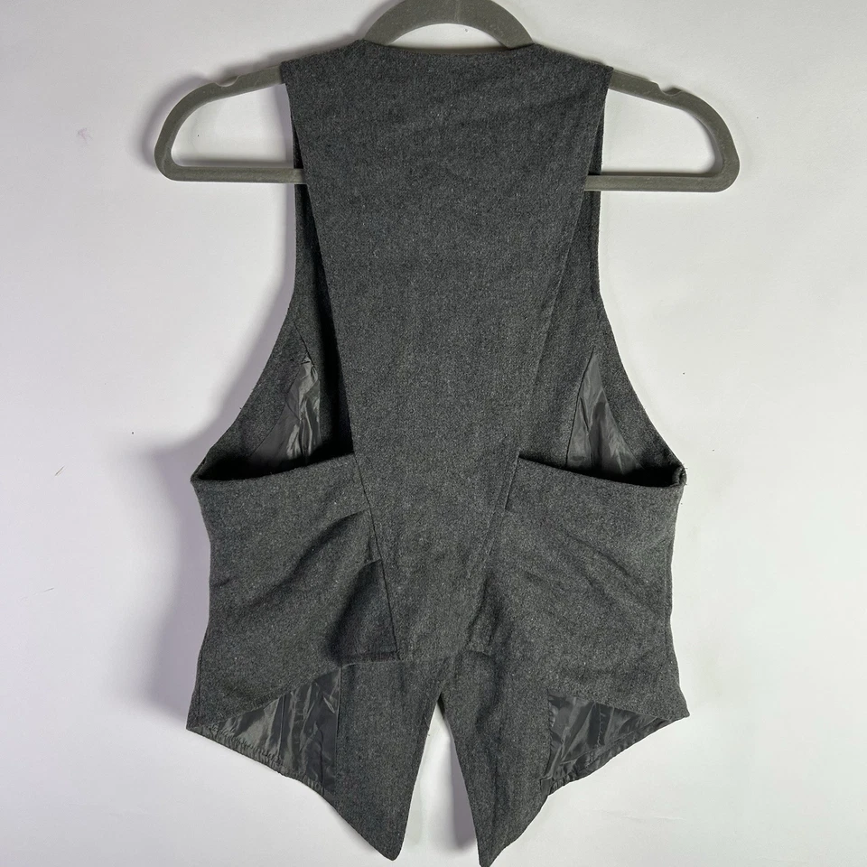 Chaleco gris lana Last Kiss para mujer talla mediana Foto 2 de 4