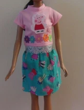 READ:  DCDT Handmade 2 pc. Top & Skirt Clothing Set for 28" Dolls