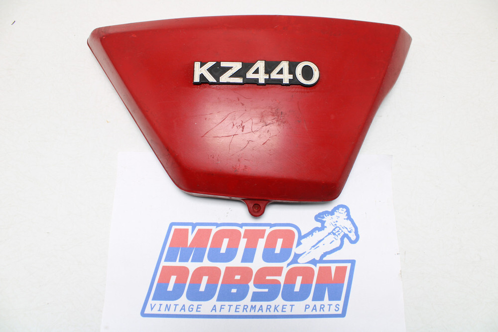やす⭐️ Kawasaki KZ440 36001 1980? Right Hand Side Cover Emblem Red | eBay