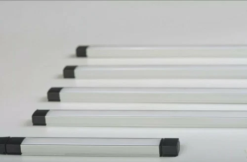 Maxim Lighting - LED Under Cabinet - CounterMax Slim Stick-10W 1 LED BRAND NEW - Picture 2 of 4