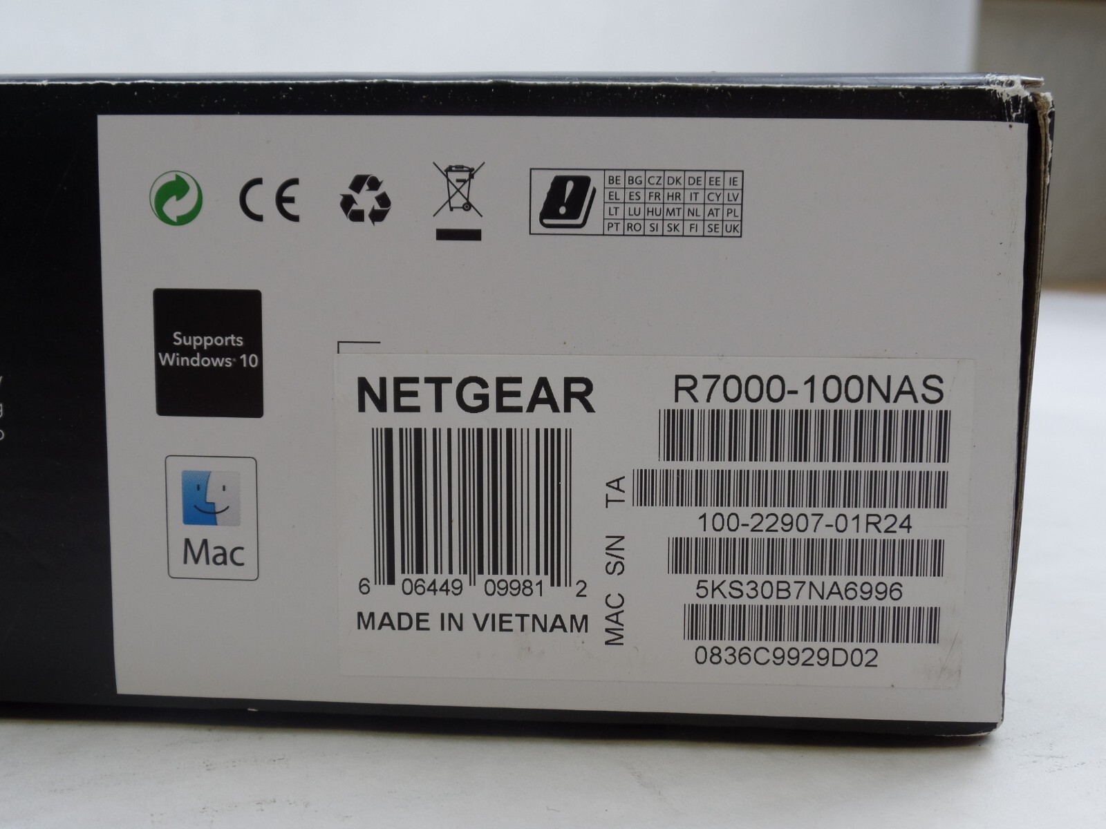 NETGEAR - Nighthawk R7000 AC1900 WiFi Router - Black