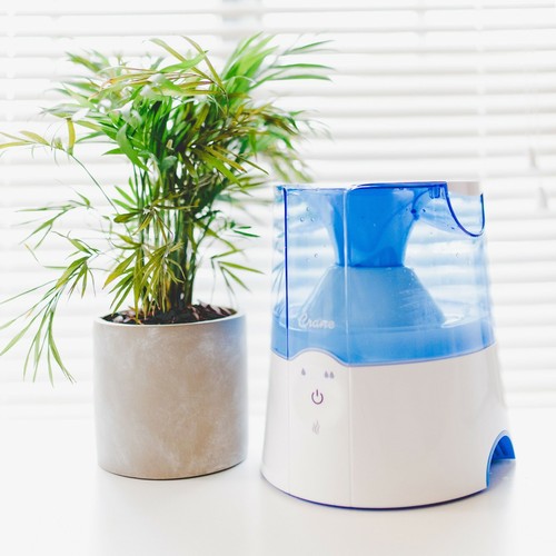 Crane 0.5 Gallon Warm Mist Humidifier Blue and White 2 Settings Auto Shutoff - Picture 4 of 6