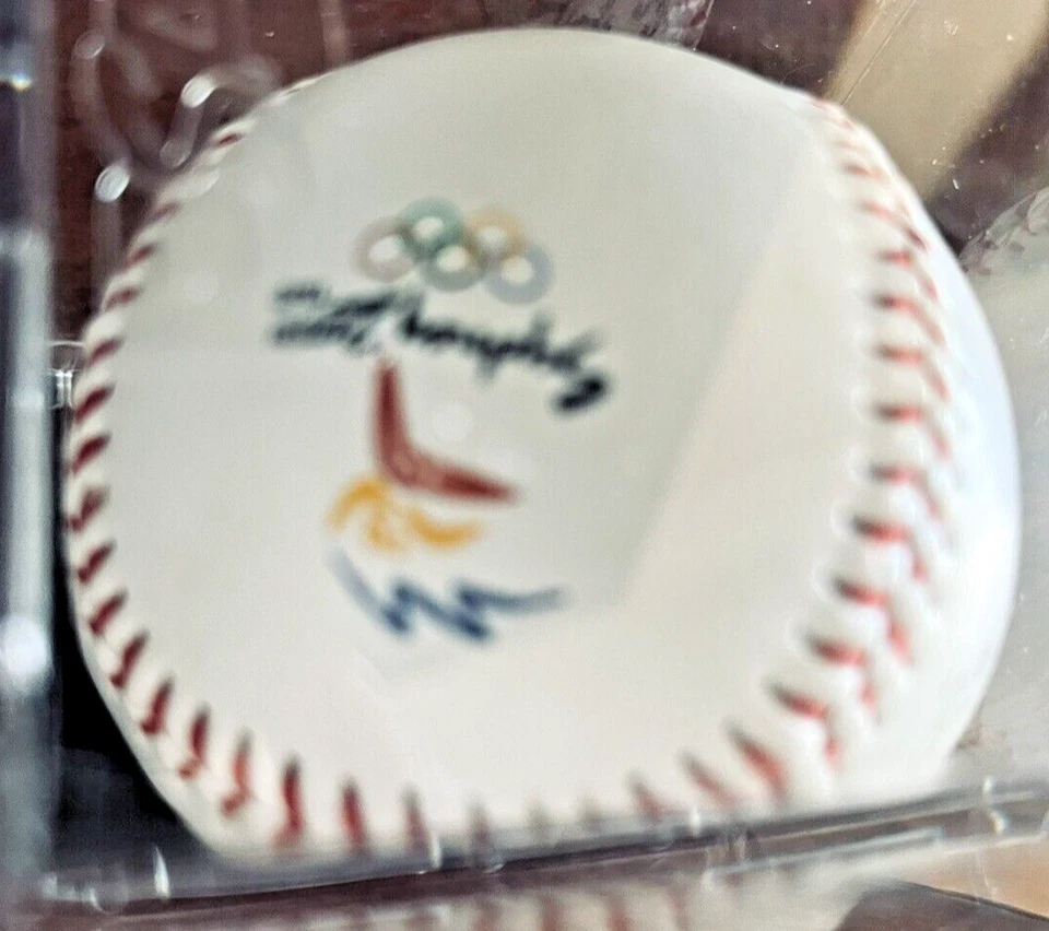 2000 Olympic Gold Medal Baseball Team Baseball signed by Tommy Lasorda Manager - Image 2 of 4