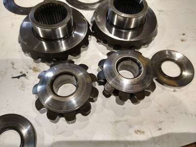 Chrysler 9.25 OEM Rear Differential Gear Set 4798912AG 31 Spline