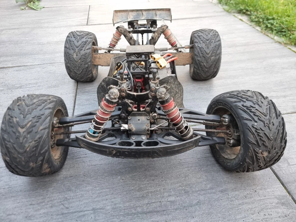 Arrma Outcast 6s RTR (mit viel Zubehör) - Bild 4 von 4