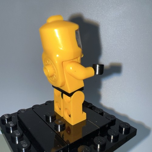 LEGO Series 4 Collectible Minifigures 8804 - Hazmat Guy - Incomplete - Picture 4 of 5