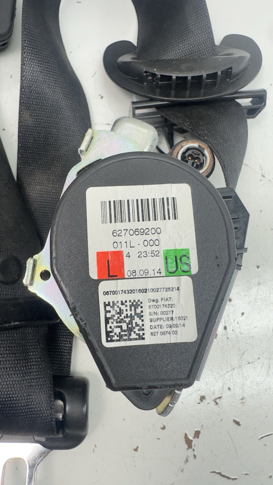 2014 - 2024 MASERATI GHIBLI FRONT LEFT SIDE SEAT BELT RETRACTOR OEM 627069200