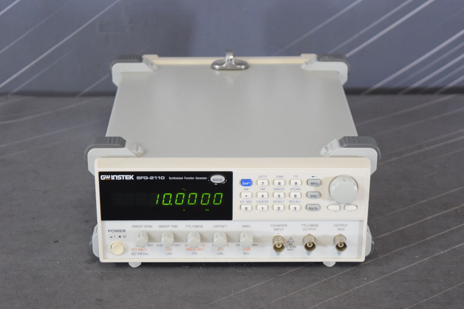 GW Instek SFG-2110 DDS Function Generator 10MHz
