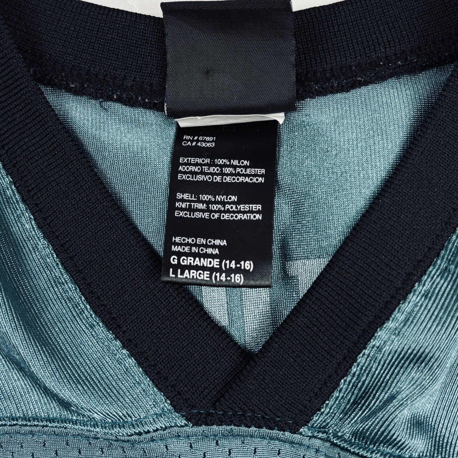 Reebok NFL Philadelphia Eagles Michael Vick #7 Jersey Youth L 14-16 Green thumbnail 8