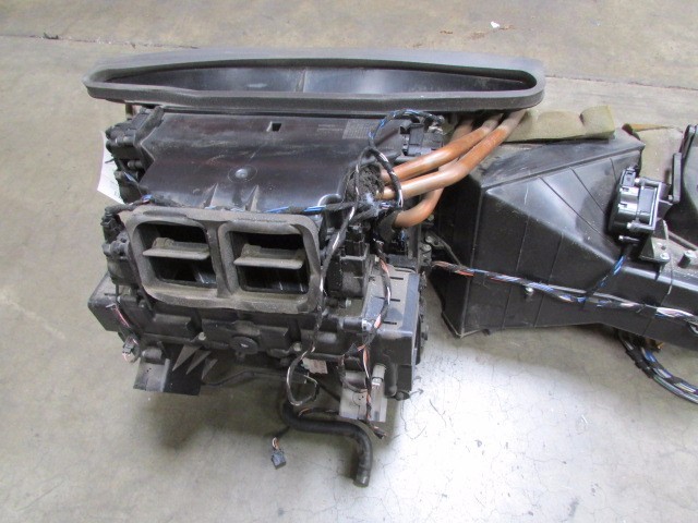 Maserati M139 Quattroporte, AC Evaporator, Used, P/N 69626400