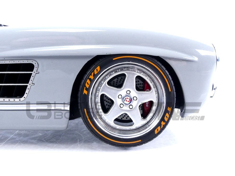 GT SPIRIT 1/18 - MERCEDES-BENZ S-KLUB GULLWING - 2021 GT418 GT SPIRIT 1/18 - MERCEDES-BENZ S-KLUB GULLWING - 2021 GT418