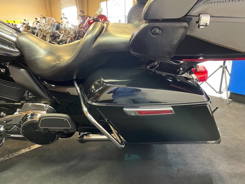 2018 Harley-Davidson Touring - Picture 21 of 24