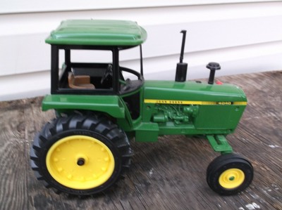 john deere 4040 toy tractor