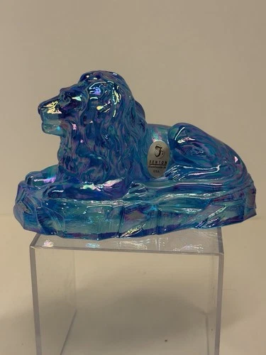 FENTON Art Glass 1998 AZURE Peacock BLUE Iridescent CARNIVAL Mane LION FIGURINE