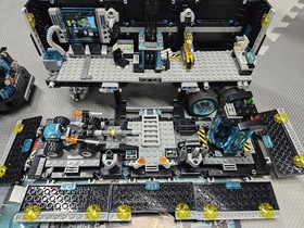 LEGO Ultra Agents Mission HQ 70165 
