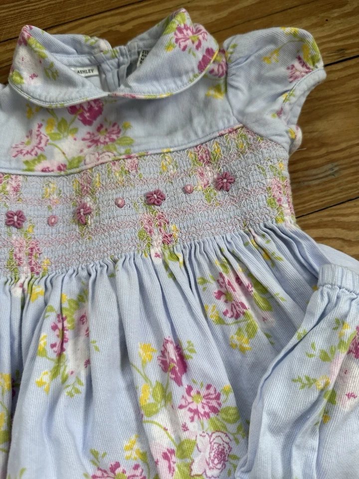 Vestido Laura Ashley Bebé Niña 12 Meses Calado y Flores Rosas Cottage Core Foto 4 de 4