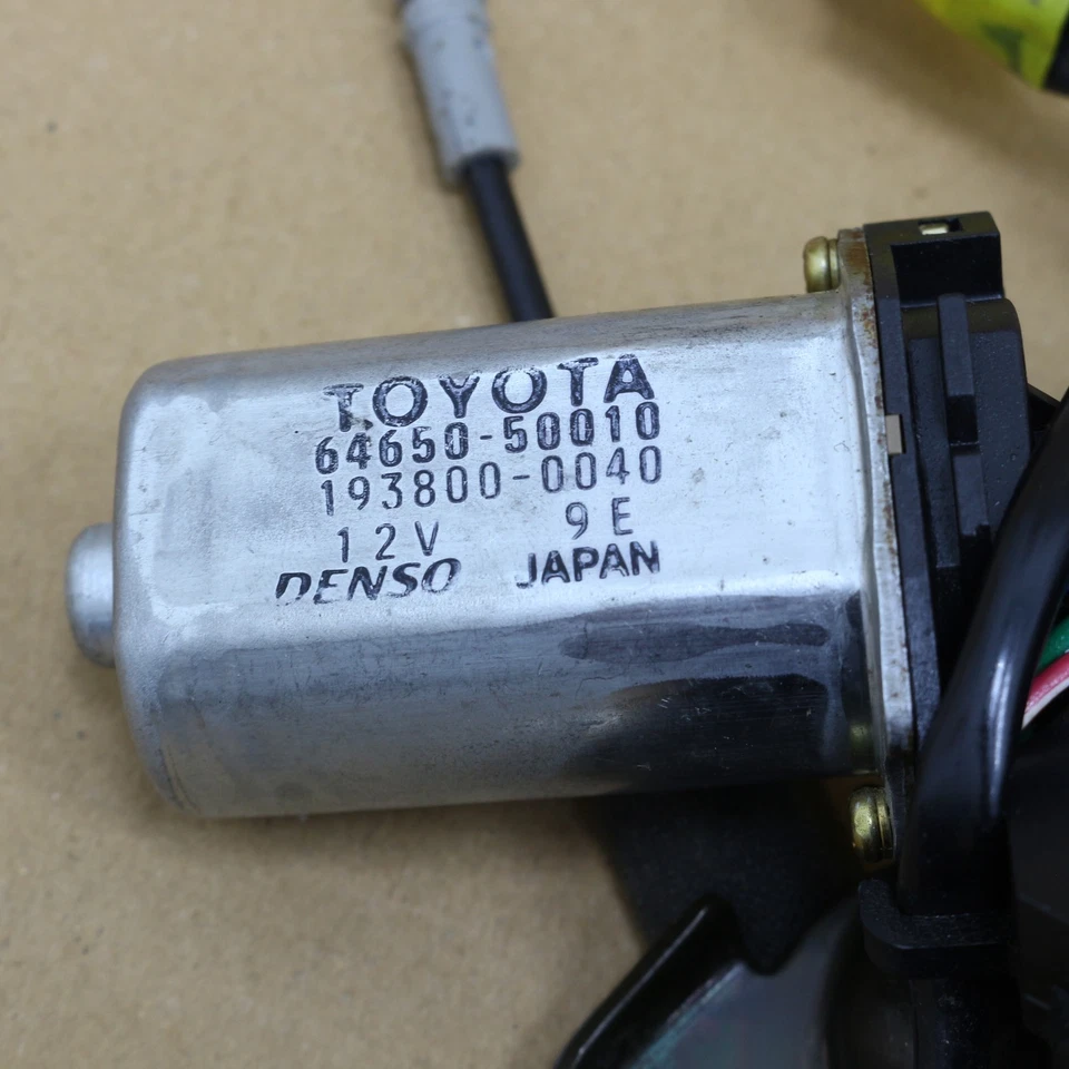 Motor actuador cerradura maletero puerta trasera OEM Lexus LS430 GS300 GS350 GS450h Foto 3 de 4