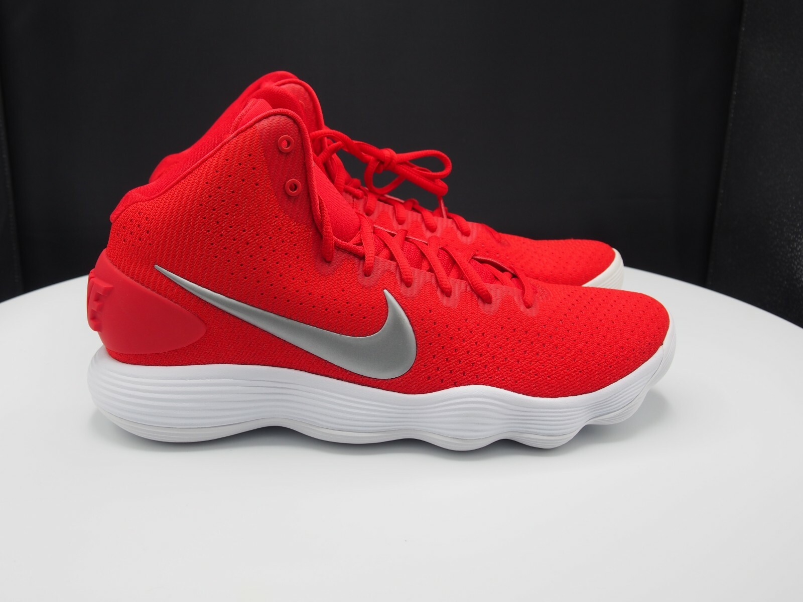 hyperdunk 2017 university red