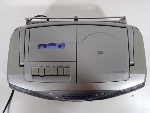 Sony CFD-S26 AM/FM Radio Cassette-Corder CD Mega Bass Boombox - Tested/Working - Picture 6 of 13