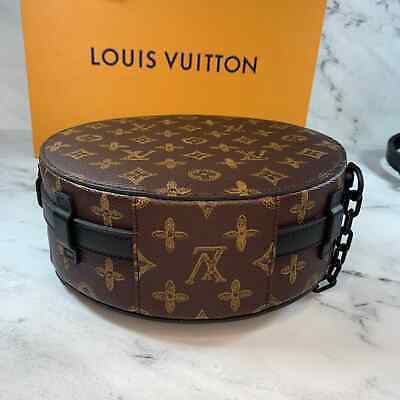 Louis Vuitton Wheelbox bag S22 round Virgil Abloh No 7 Louis Vuitton Wheelbox bag S22 round Virgil Abloh No 7