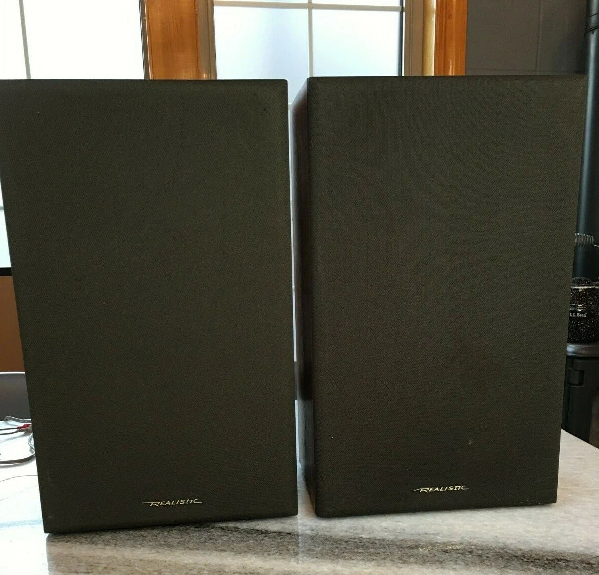 Realistic bookshelf store speakers