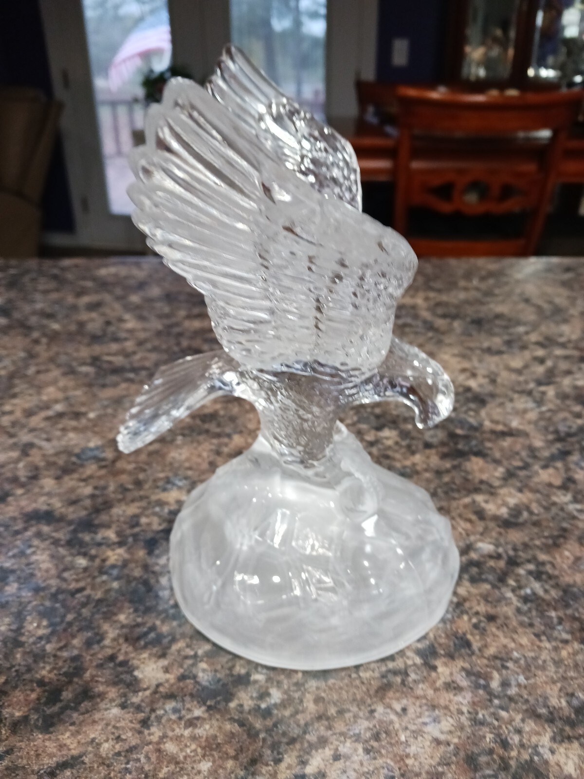 Crystal Bald Eagle Vintage Collectible. 24 Lead Crystal Eagle With