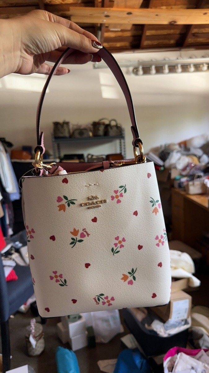 NWT COACH C7976 Small Town Bucket Bag with Heart Petal Print Chalk