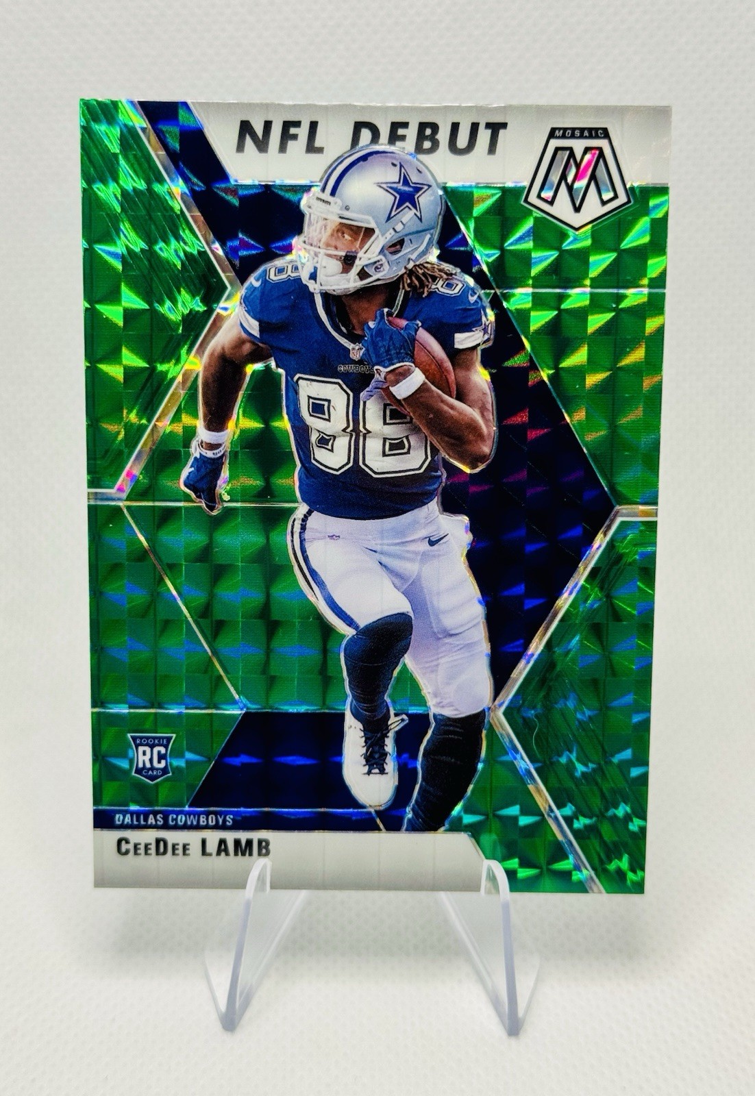 2020 Panini Mosaic - NFL Debut CeeDee Lamb #268 Green Mosaic Prizm (RC)