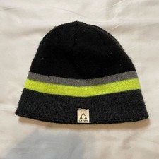 Boys Gerry OS black and green beanie