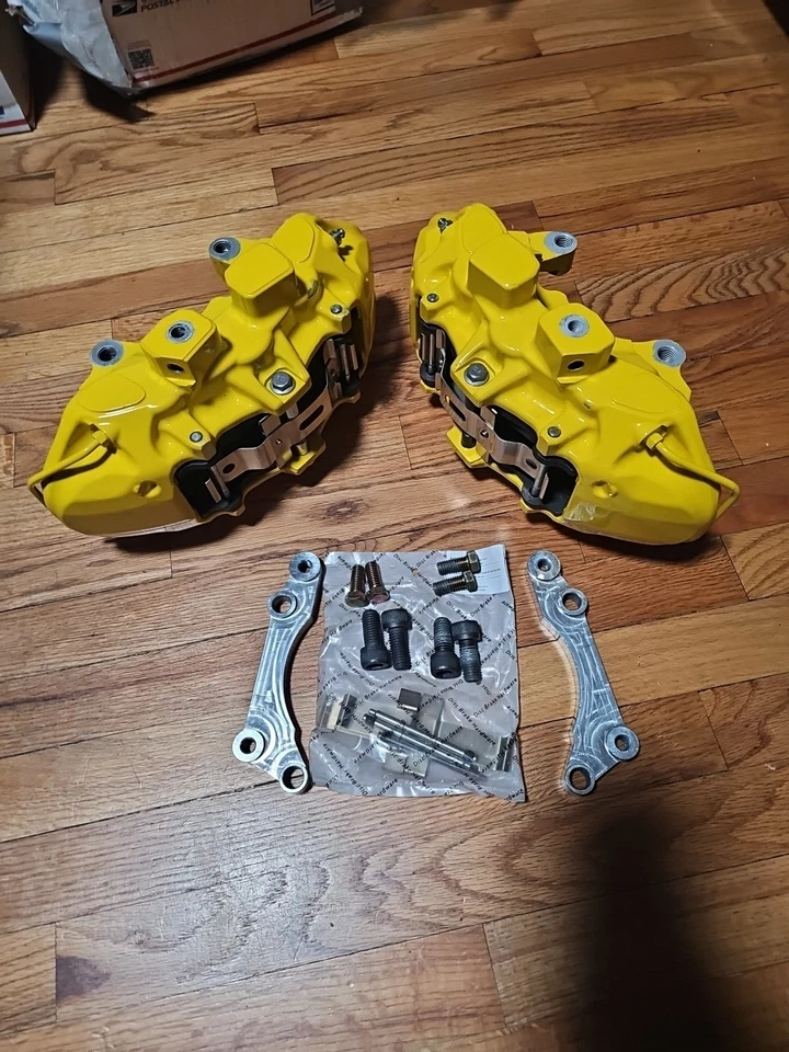 Kit de pinza de freno delantera DC5CREATIONS Cadillac CTSV 6 potes para RSX Foto 4 de 4