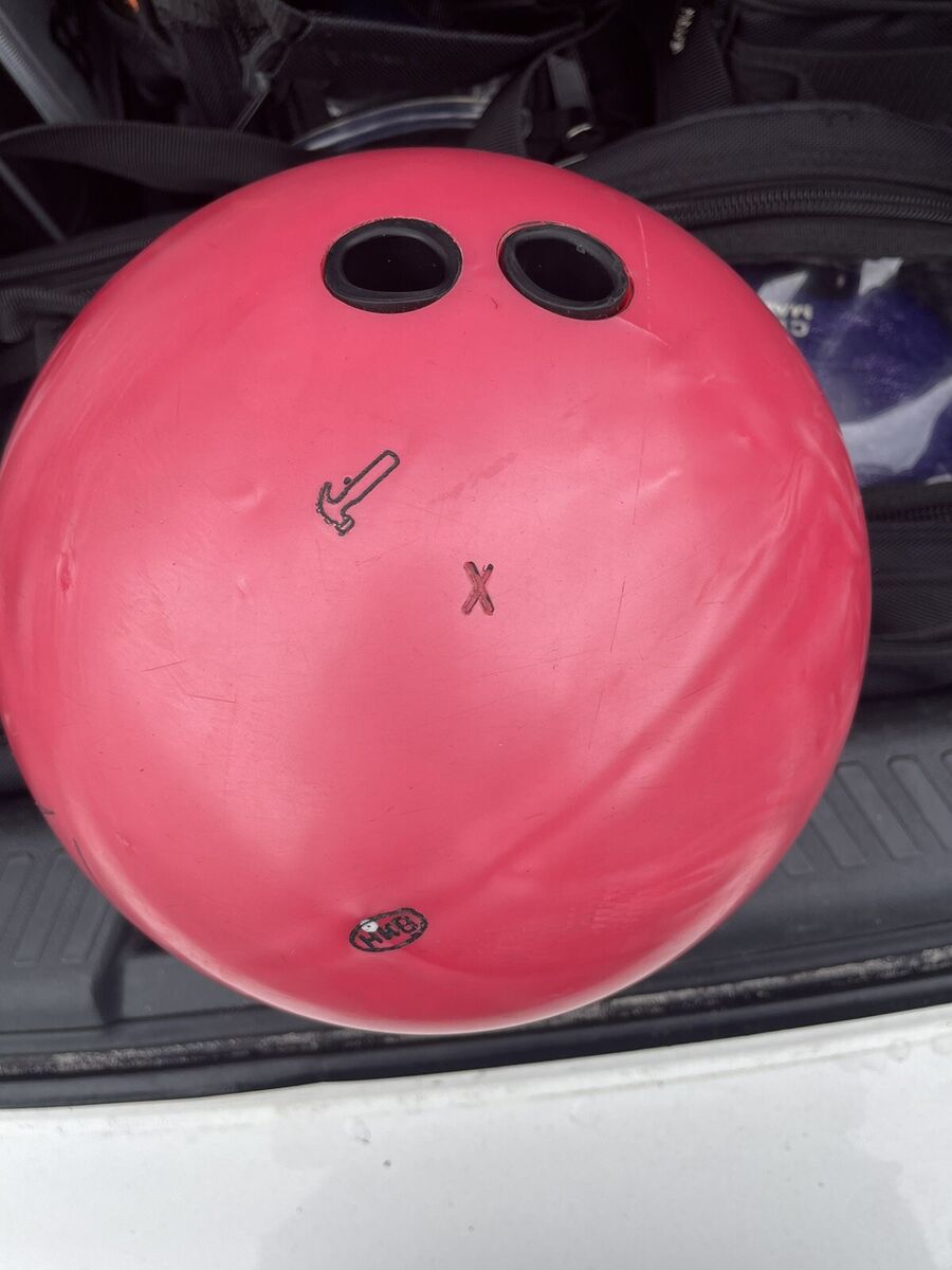 Hammer HMBWPINK15 Black Widow Bowling Ball - Pink for sale Hammer HMBWPINK15 Black Widow Bowling Ball - Pink for sale