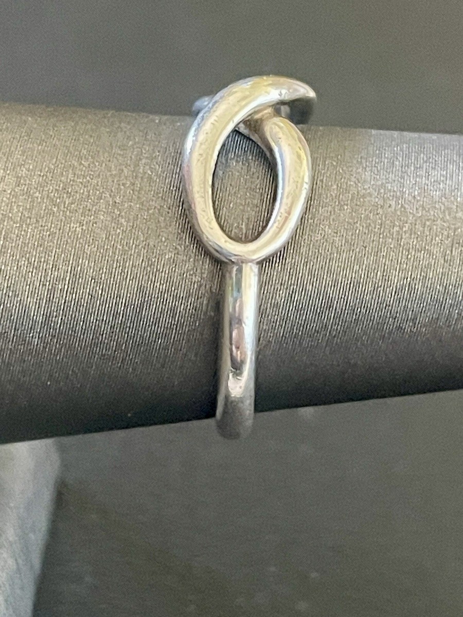 Tiffany & Co. Sterling Silver Signature Infinity Band Ring Tiffany & Co. Sterling Silver Signature Infinity Band Ring