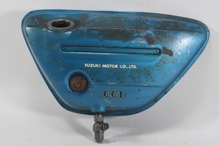 O66J15 Serbatoio olio per moto d'epoca Suzuki