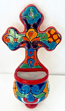 Cruz de Pared Talavera Mexicana con Fuente de Agua Bendita Cerámica 10" Cerámica