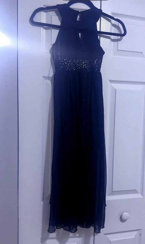 Formal Dress Kids Size 7 Black Flowers  - Image 3 of 4