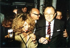 SINGER & ACTRESS Tina Turner autograph, signed photograph