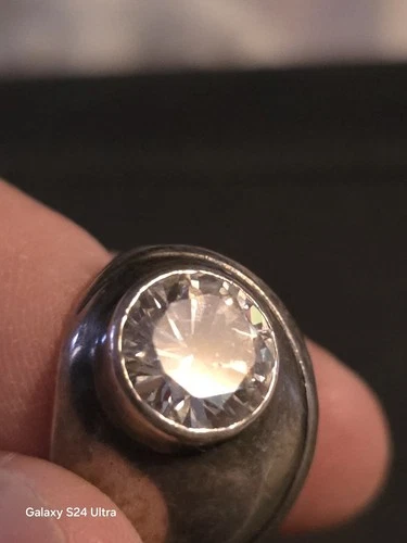 Men's Or Ladies 925* Silver Ring / Vintage 3carat Diamond 💎 Cubic Zirconia...