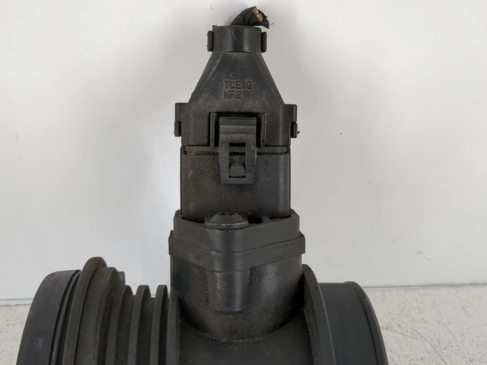 2003-2006 Kia Sorento medidor de fluxo de ar em massa Maf HS30N - Imagem 2 de 4