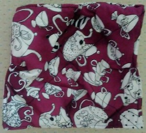 Quilted Fabric Reversible Teacup-Themed Tea/Mug Cozy/Hot Pad