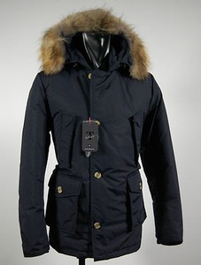 modelli giubbotti woolrich uomo