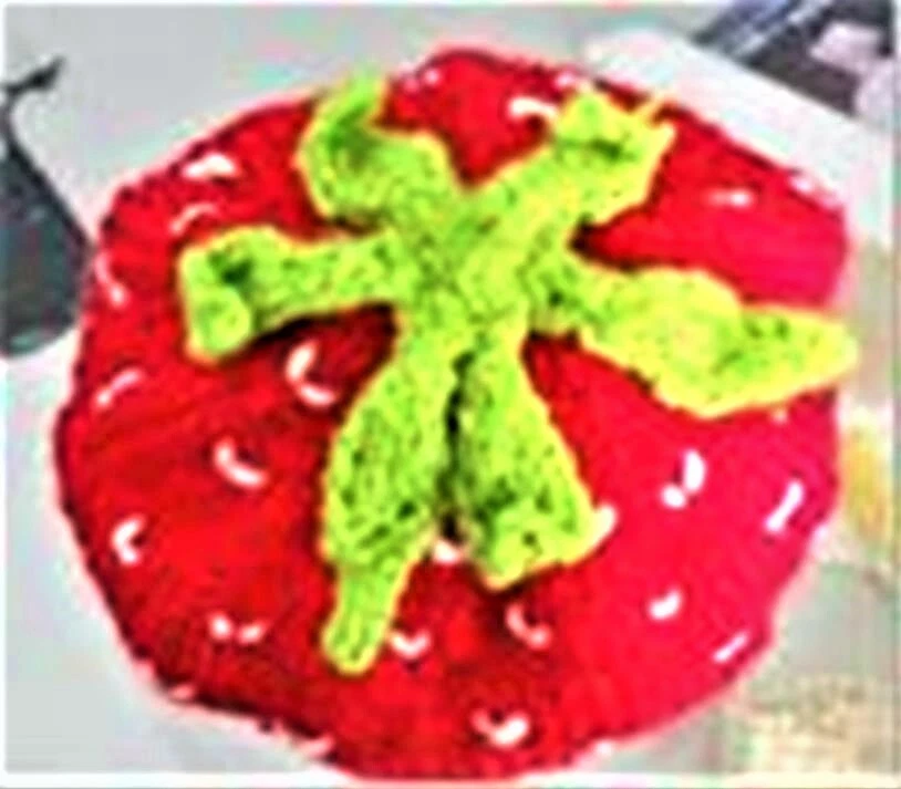 Talla 000 (se adapta a 3 a 6 meses) Último - GORRO FRESA Foto 2 de 2