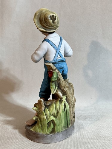 Homco Farm Boy Fruit Basket Rooster Chicken Figurine Porcelain Ceramic Vintage - Picture 3 of 7