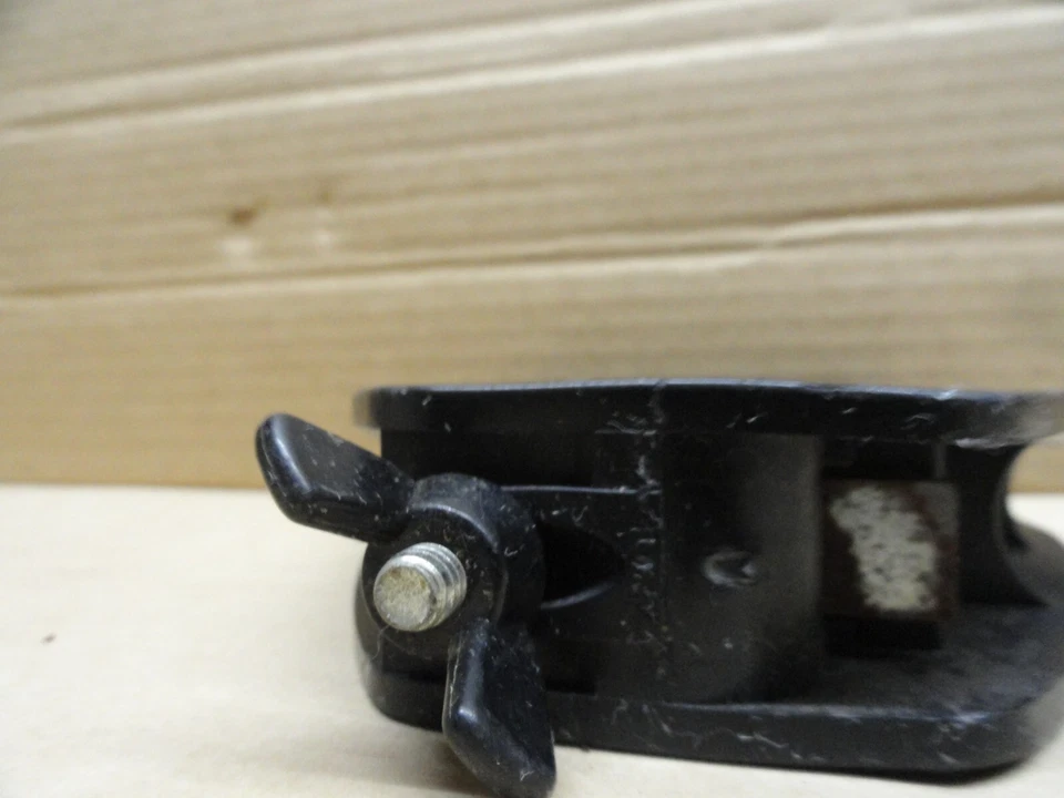 WeedEater Featherlite gas trimmer handle OEM - Image 4 of 4