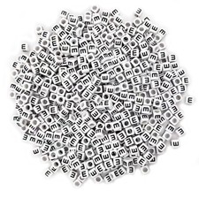 600PCS 6x6mm Square Acrylic Letter Beads E for E Black on White 