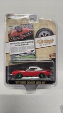CHASE!  Greenlight 1971 Dodge Charger Super Bee Series 4 1:64 Diecast Red/White