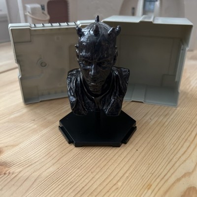 Dok Ondar Mystery Treasures Box Darth Maul Disney Star Wars Galaxys Edge
