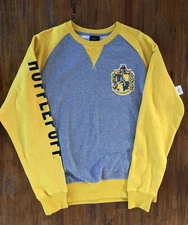 UNIVERSAL STUDIOS HARRY POTTER HUFFLEPUFF WIZARDING WORLD SWEATSHIRT NWT Sz LG