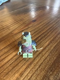 LEGO Minifigure GAMORREAN GUARD Star Wars  Good condition